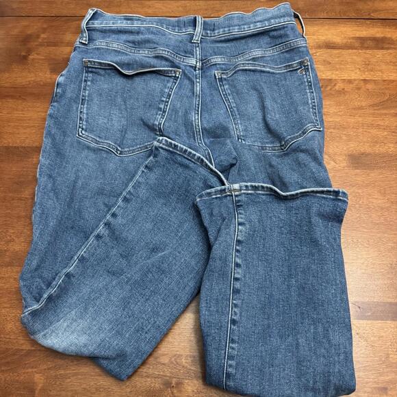 Madewell Mid Rise Kick Out Jeans Women’s Size 31x30 Blue Denim - Picture 2 of 8